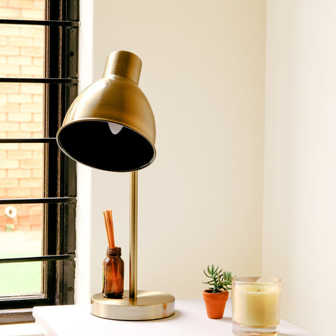 Calming Neutral paint swatch