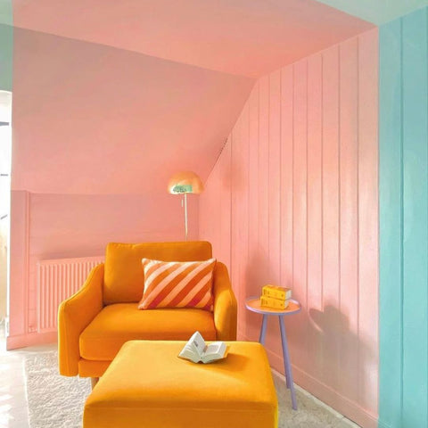 Electric Aqua paint swatch